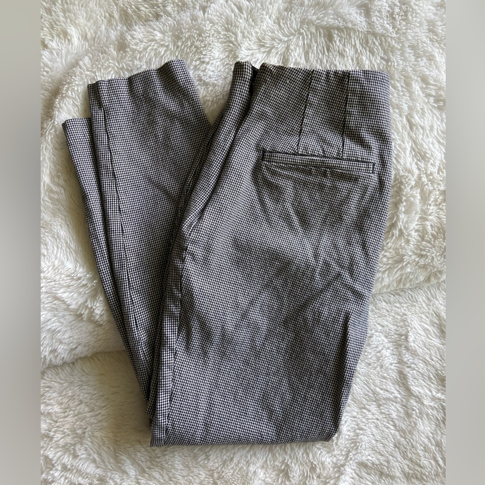 Loft gingham legging cigarette style pant